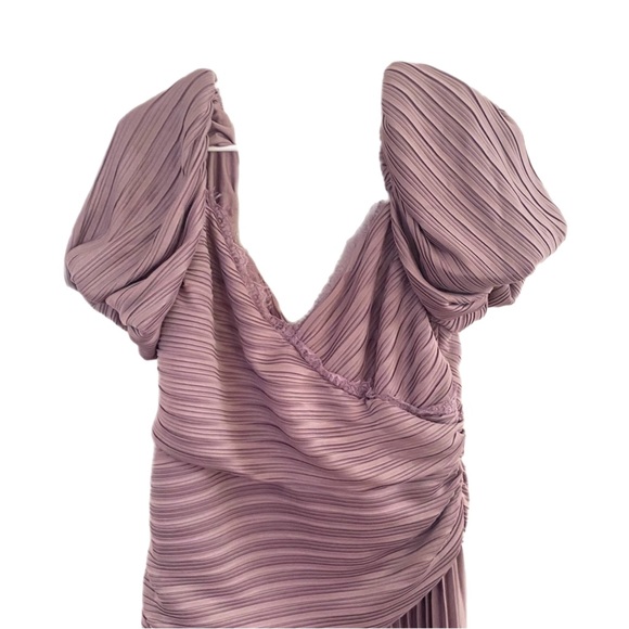 ASOS DESIGN puff sleeve lace trim pleated skater dress in mauve - Picture 7 of 8